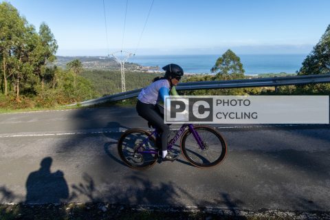Lastres - Lagos de Covadonga, Spain. 9th October 2026. Claudia Langarica . Credit: Javier FernÃ¡ndez Santiago